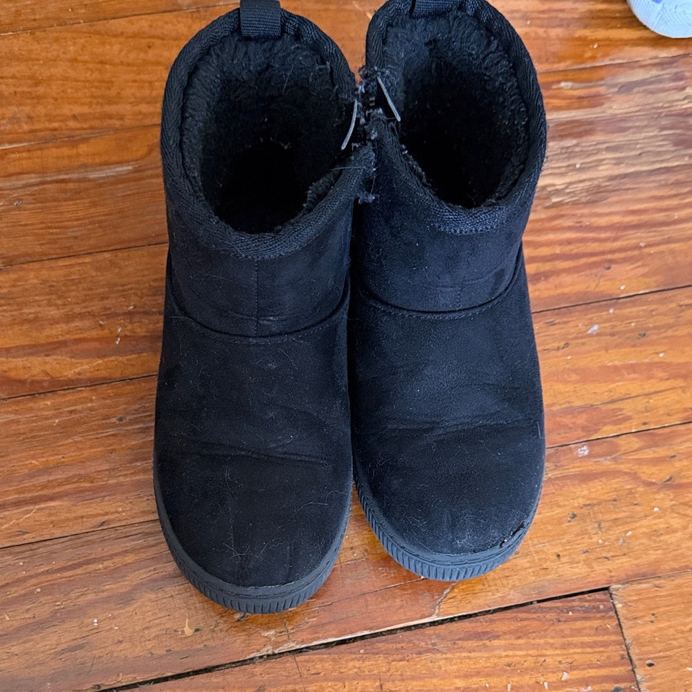 Cat & Jack Black Kids Winter Pull-On Boots